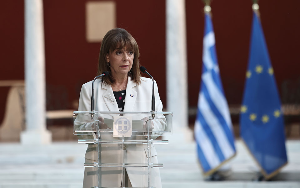 κ-σακελλαροπούλου-μπροστά-στις-προκ-562030213