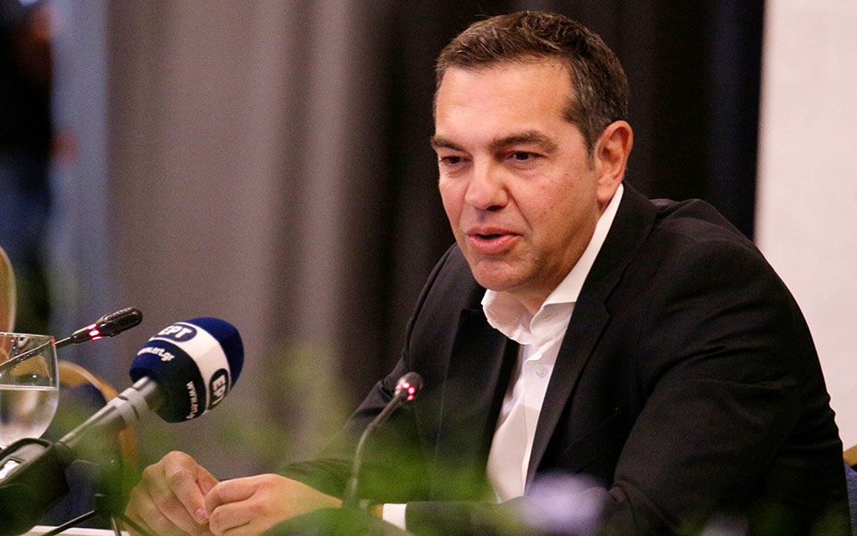 σφοδρή-επίθεση-από-τσίπρα-για-την-οικο-562032889