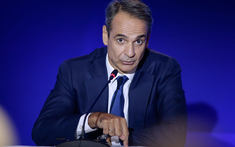 θεωρείο-κάρφωσε-τους-σοσιαλιστές-562041355