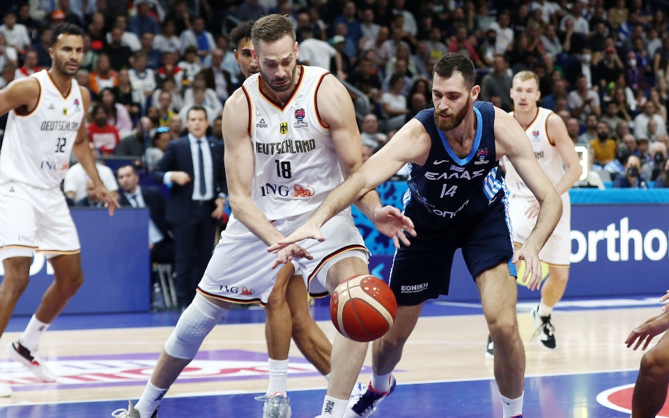 εθνική-μπάσκετ-ανδρών-στην-9η-θέση-της-562062565