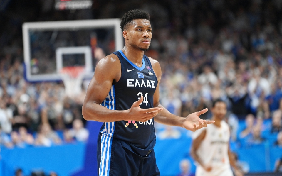 γιάννης-αντετοκούνμπο-παραγωγός-σε-ν-562052728