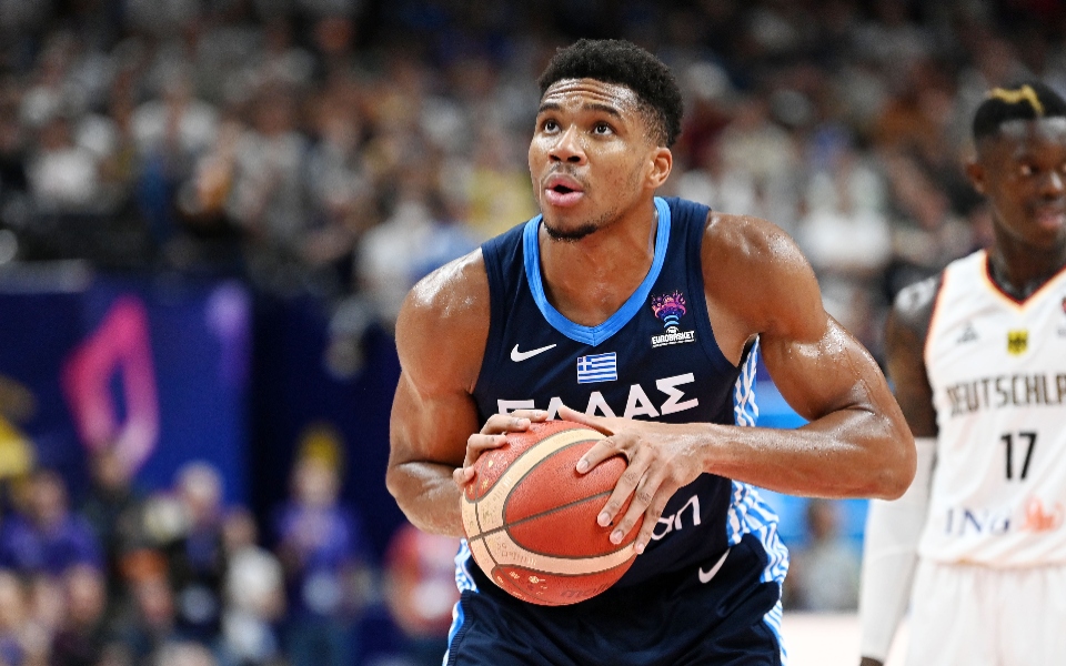 γιάννης-αντετοκούνμπο-συμπεριλήφθη-562050370