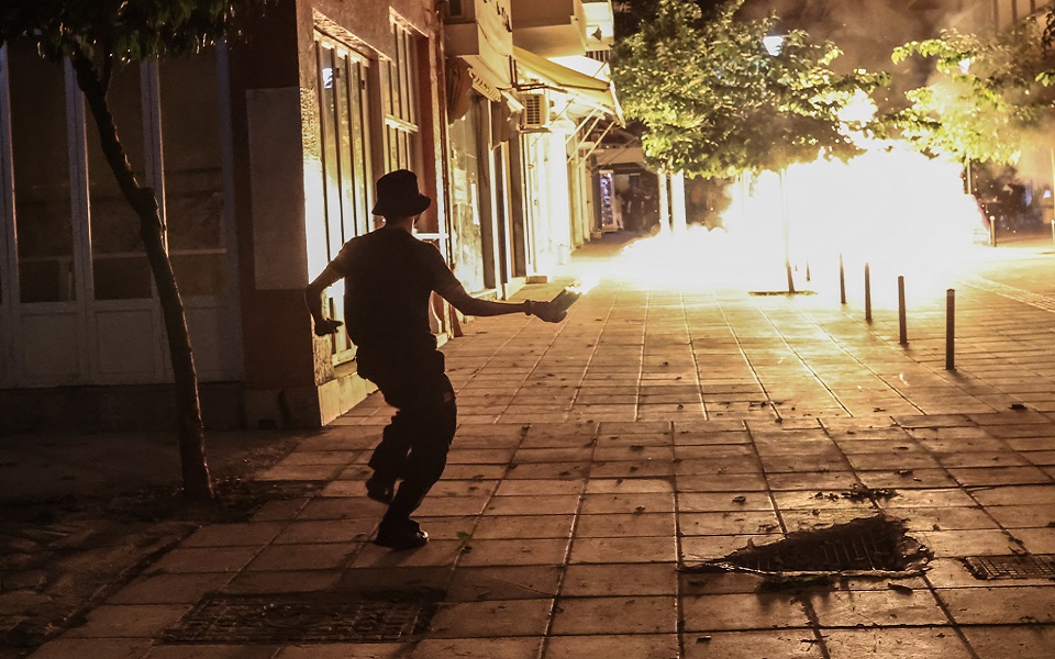 Ένταση στη Νίκαια μετά την πορεία για τον Παύλο Φύσσα-1