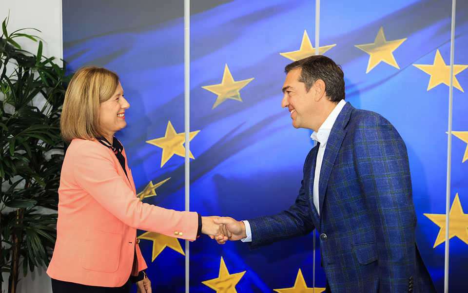 συριζα-στην-ατζέντα-οι-παρακολουθήσε-562067515