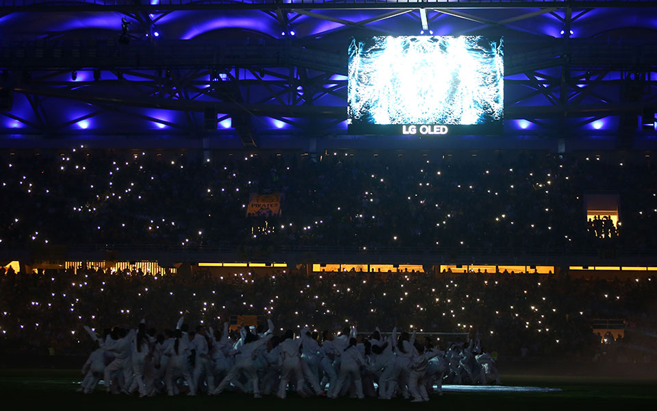 Εγκαίνια για την ΟΠΑΠ Arena: Εικόνες από την ιστορική επιστροφή της ΑΕΚ στη Νέα Φιλαδέλφεια (φωτογραφίες, βίντεο)-33