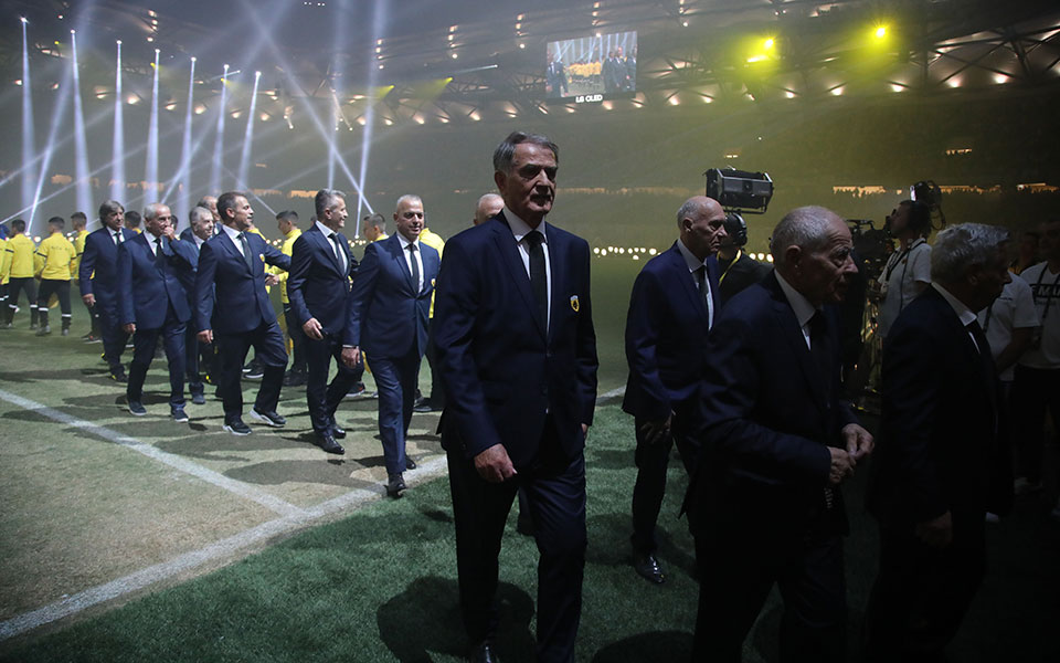 Εγκαίνια για την ΟΠΑΠ Arena: Εικόνες από την ιστορική επιστροφή της ΑΕΚ στη Νέα Φιλαδέλφεια (φωτογραφίες, βίντεο)-48