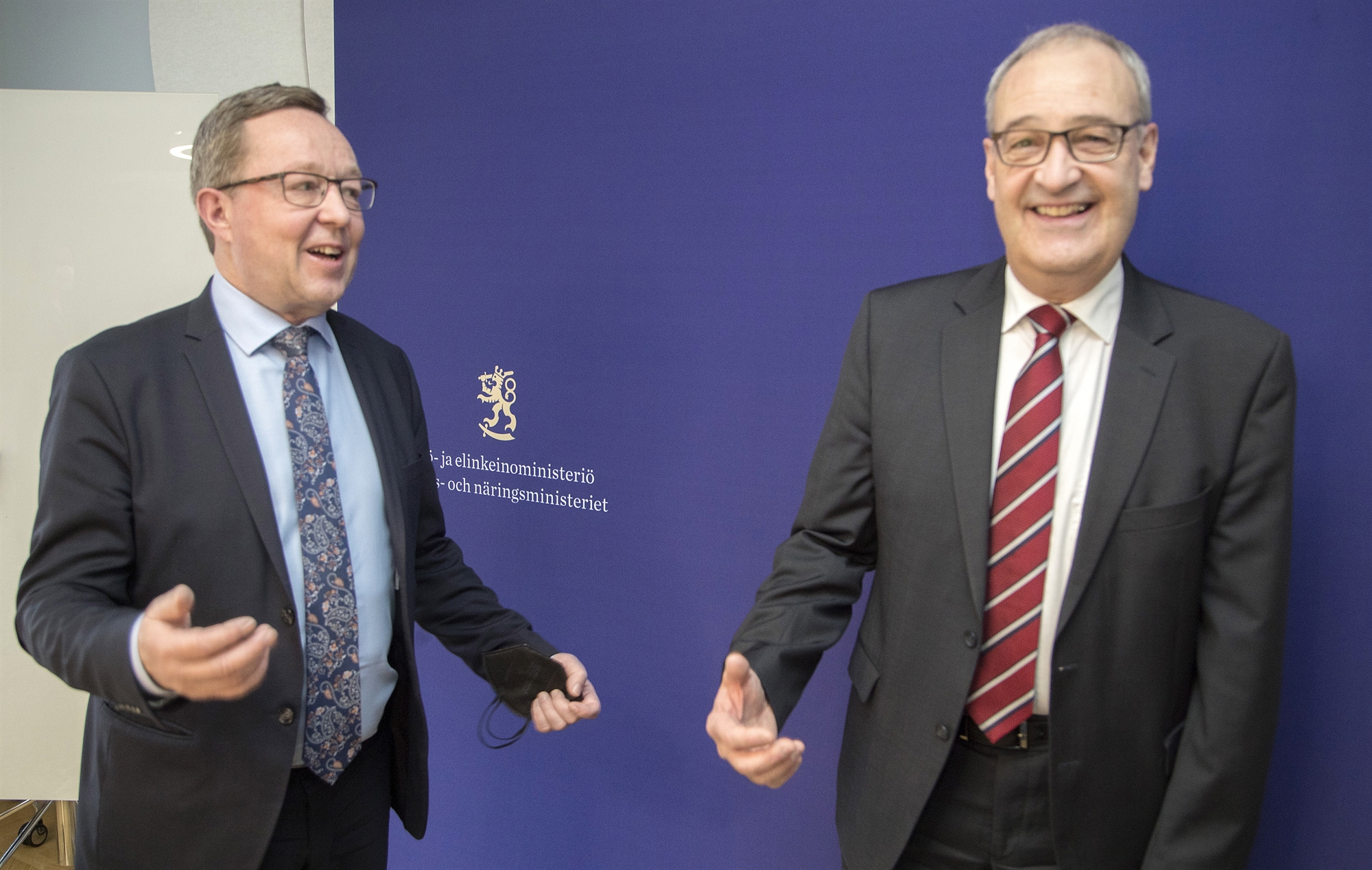 Επιχείρηση σωτηρίας των εταιρειών ενέργειας-2