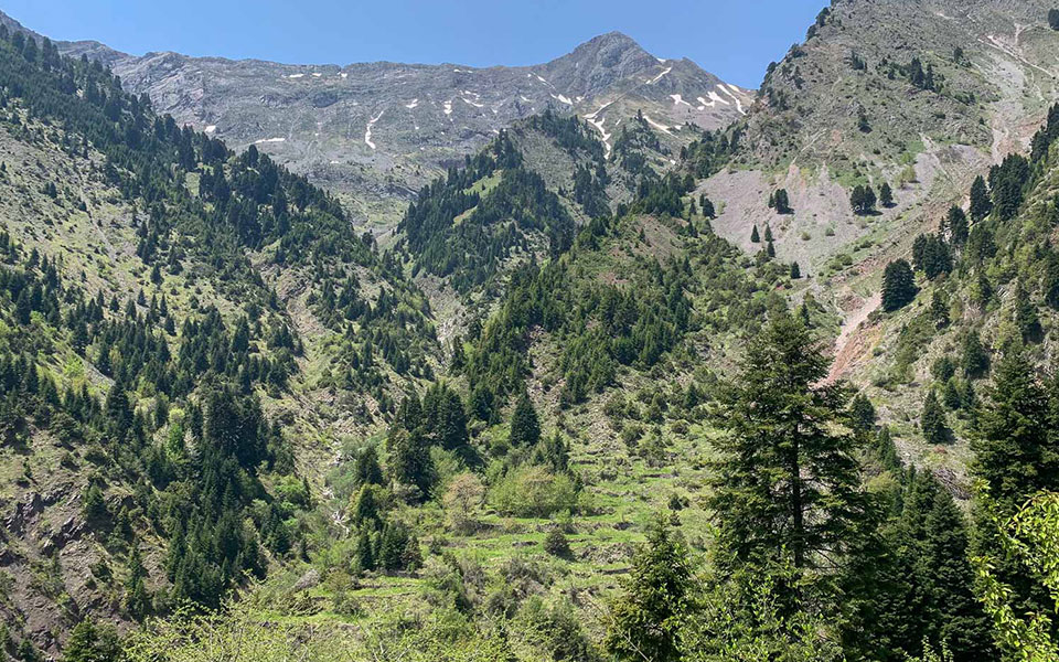 Πεζοπορώντας στο Ασπρόρεμα Αγράφων -5