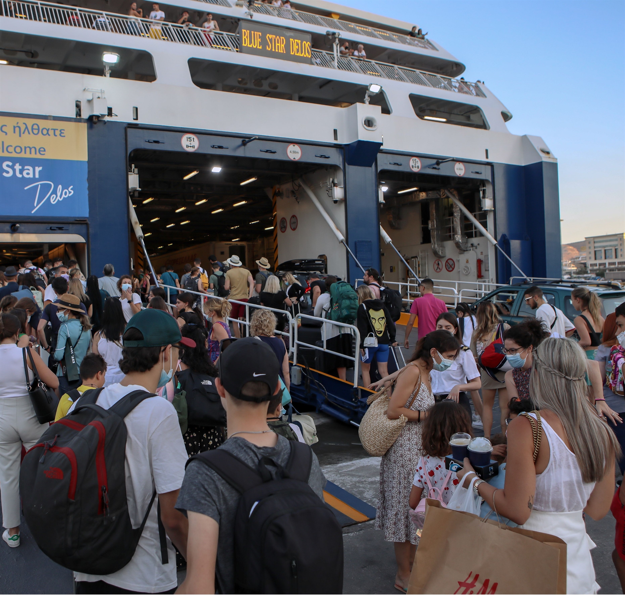 Έγινε η COVID-19 γριπούλα ή κρυωματάκι;-1