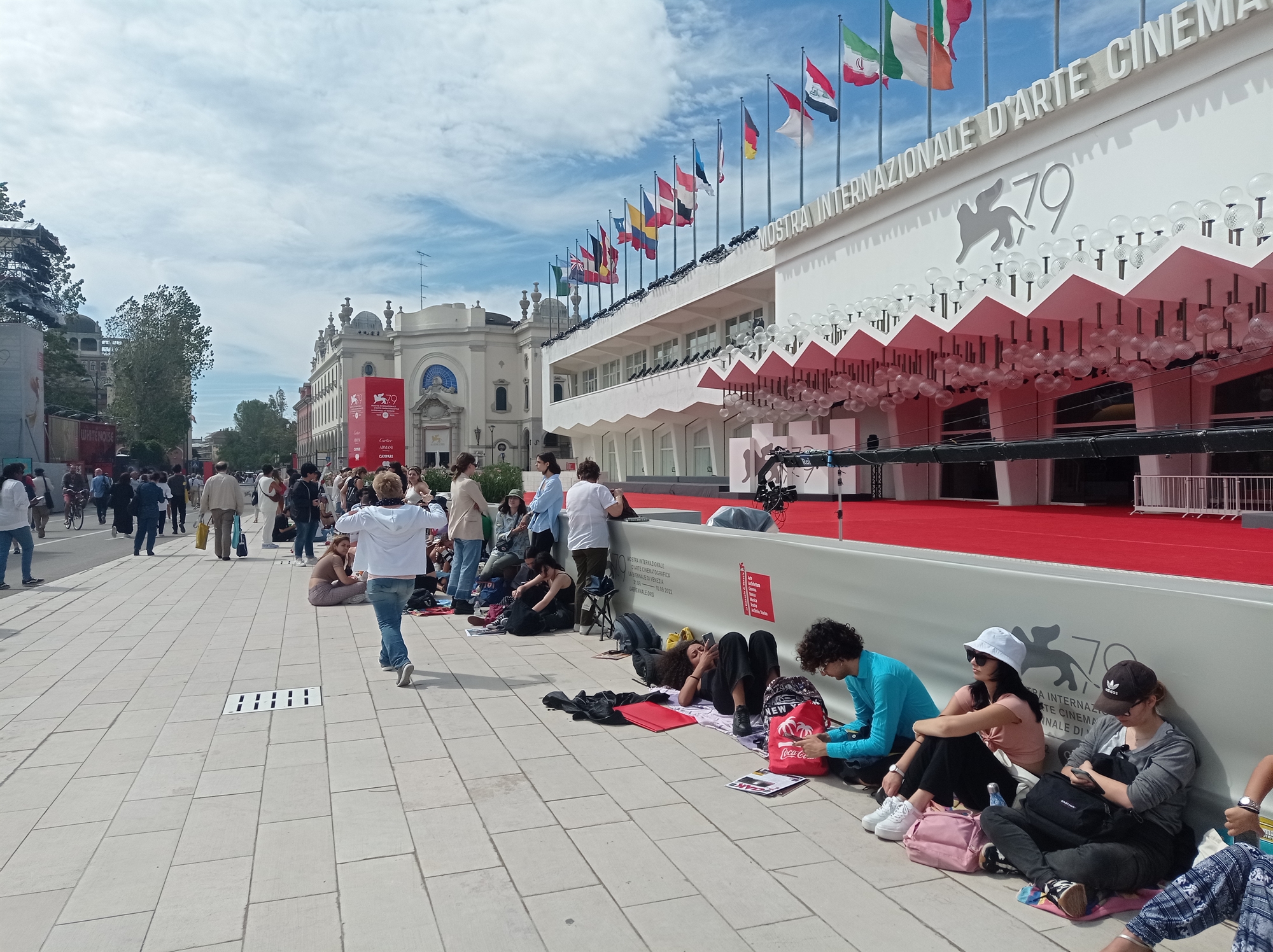 Φεστιβάλ Κινηματογράφου Βενετίας: Λάμψη, σταρ και… πικ νικ στη Μόστρα-3