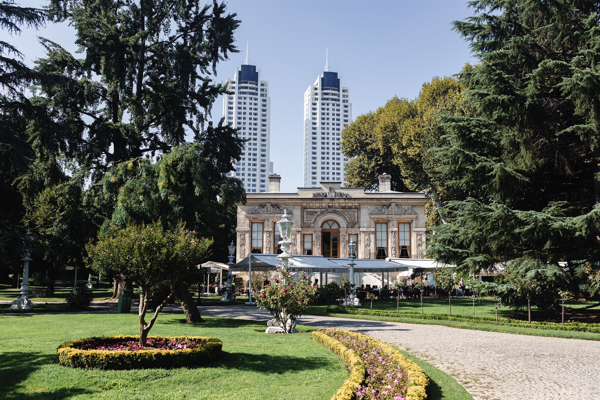 Η σαγήνη της Πόλης: Ο χρόνος σταματάει στις επαύλεις των σουλτάνων-2