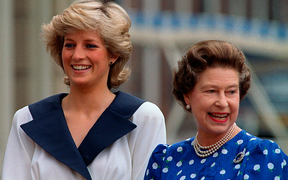 βασίλισσα-ελισάβετ-ο-γάμος-του-καρόλο-562034842