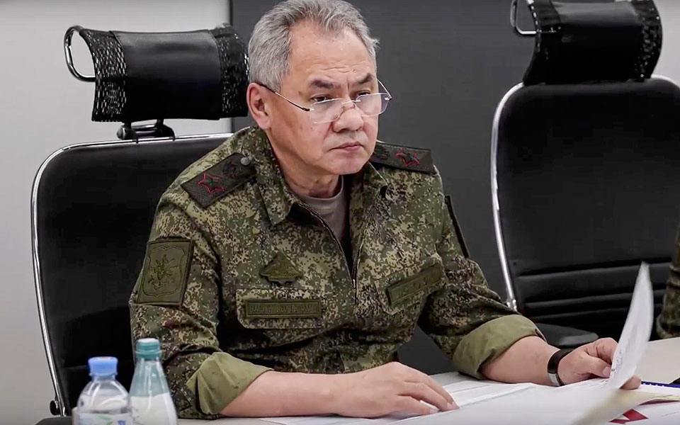 ρωσική-βουλή-υπό-εξέταση-να-κληθεί-για-562045588