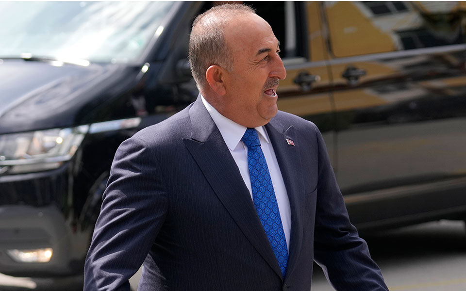 ολομέτωπη-επίθεση-ακάρ-στην-ελλάδα-με-562041130