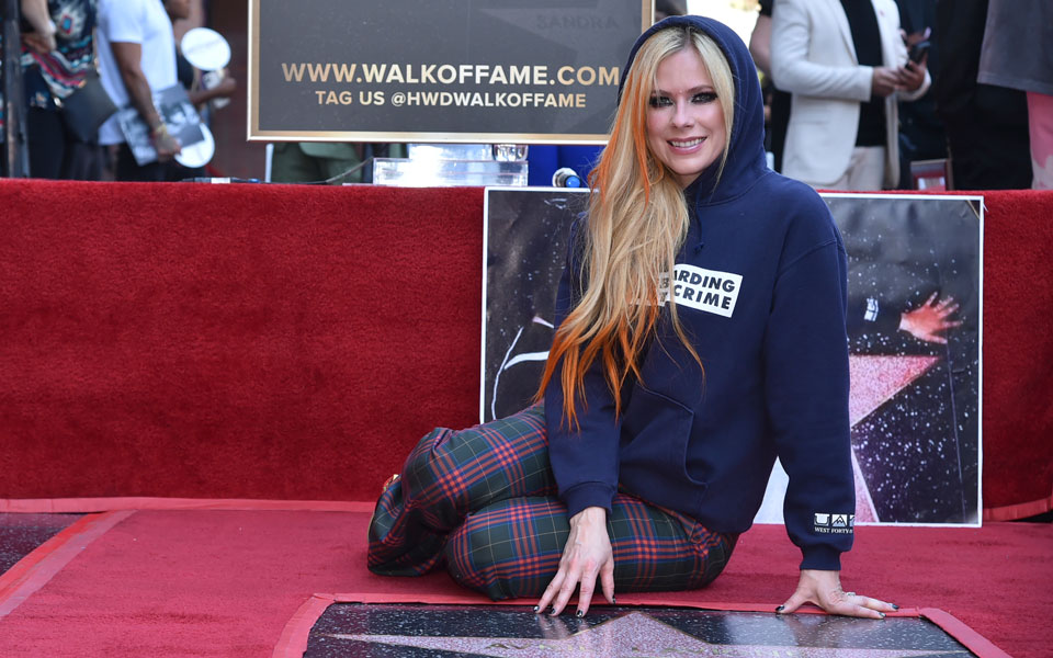 χόλιγουντ-η-αβρίλ-λαβίν-απέκτησε-αστέ-562024009