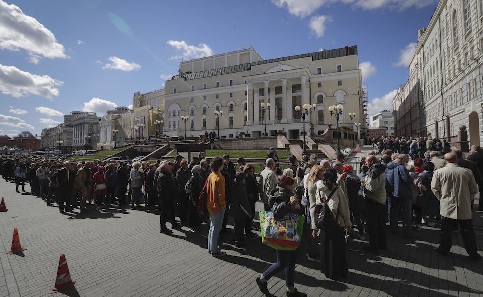ρωσία-το-ύστατο-χαίρε-στον-μιχαήλ-γκορ-562027033