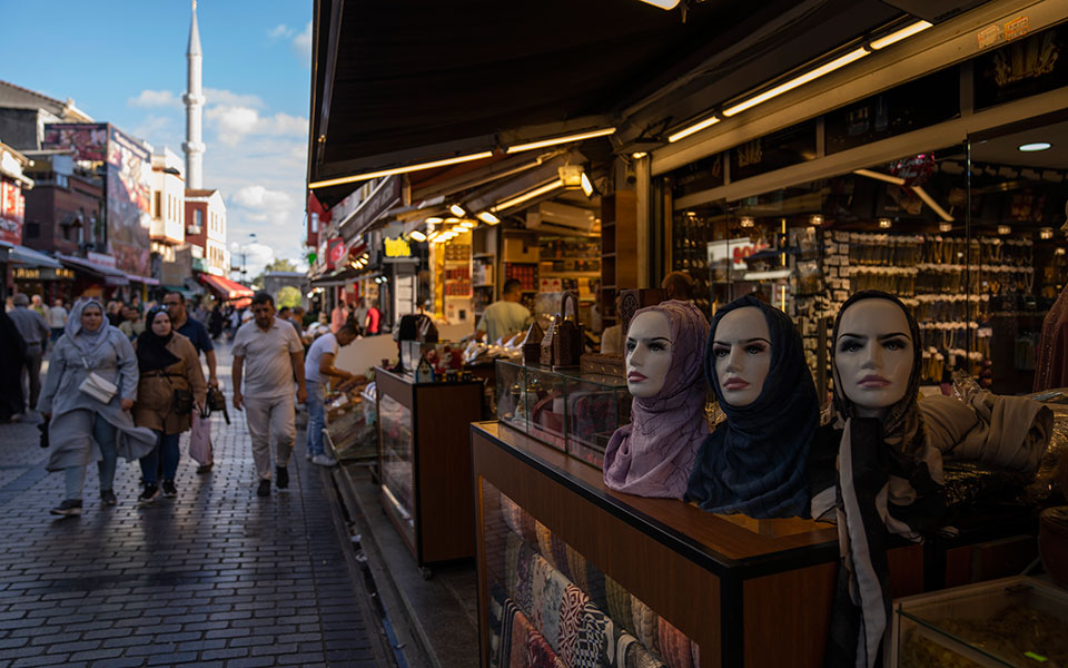 dw-κρατική-μαφία-και-διαφθορά-στην-τουρ-562041868