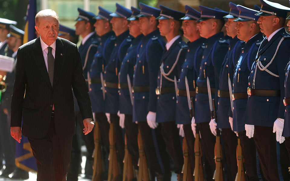 κρεσέντο-δίχως-τέλος-από-τον-ταγίπ-ερν-562031071