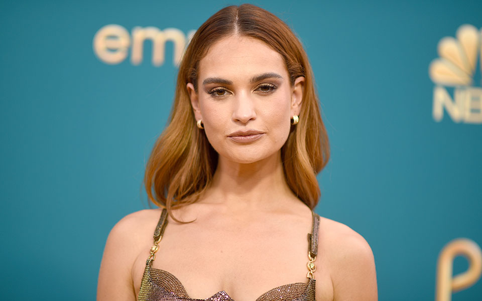 μπρονζέ-καστανό-αυτό-το-χρώμα-μαλλιών-562045339