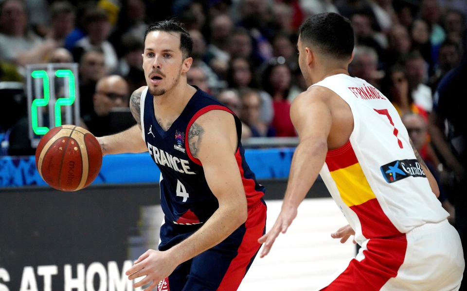 τομά-ερτέλ-η-μεταγραφή-στη-ζενίτ-τον-θέ-562056334