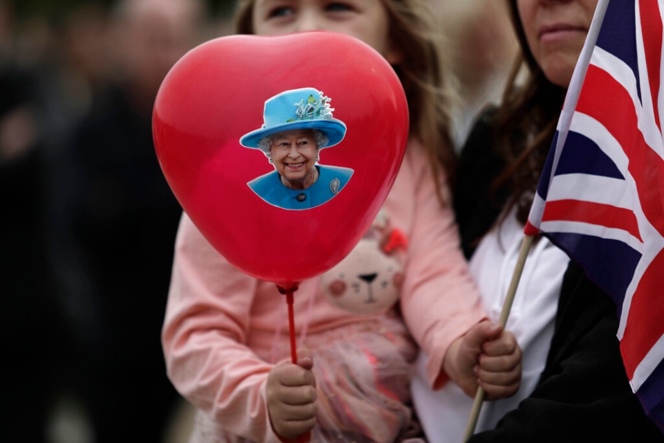 βασίλισσα-ελισάβετ-η-μεγάλη-βρετανία-562050925