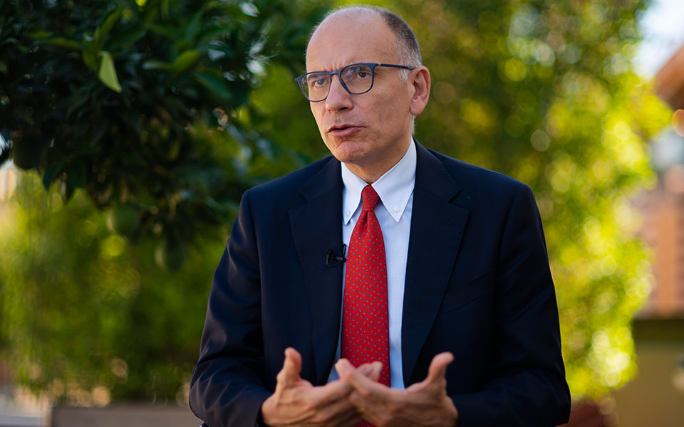 λέτα-ο-πούτιν-θέλει-την-ιταλία-και-την-562056553