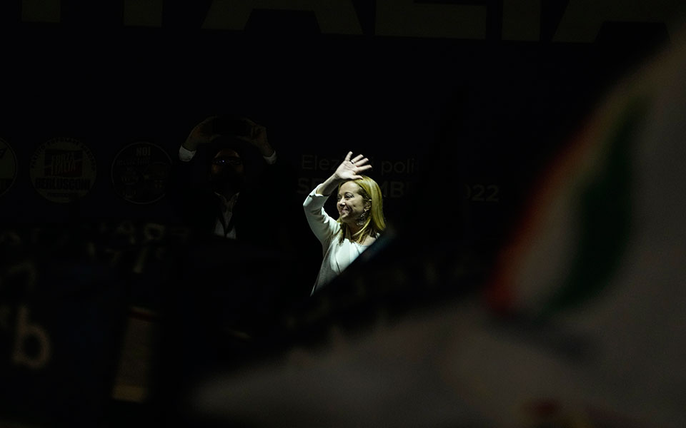 ιταλία-ανέβαλε-την-άσκηση-του-εκλογικ-562061824