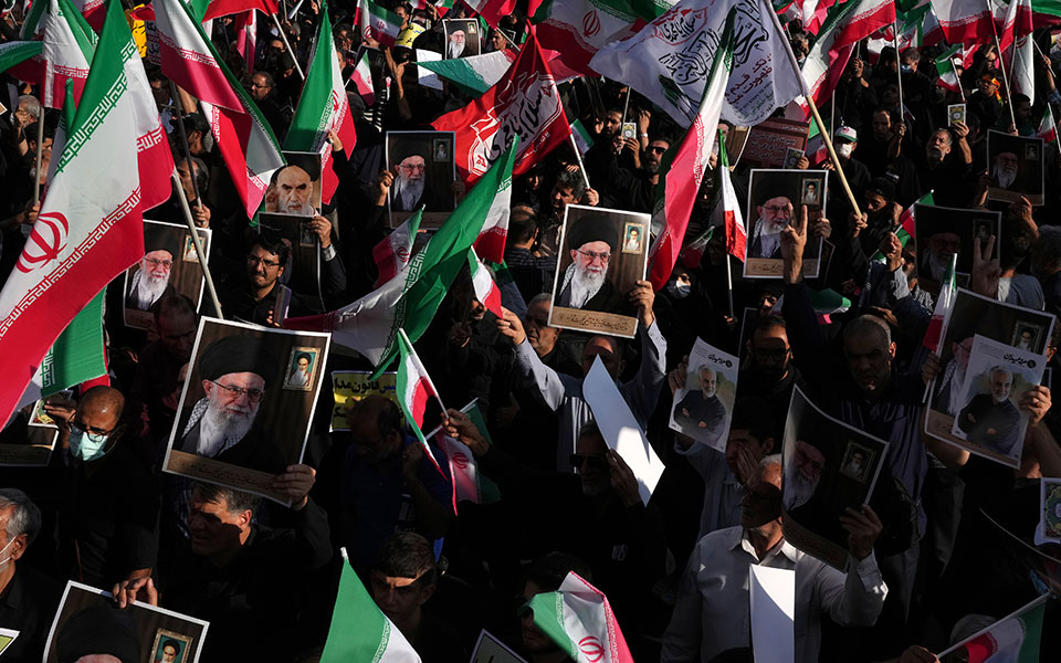 Ιράν: 10η μέρα διαδηλώσεων – «Δεν θα δείξουμε καμία επιείκεια», προειδοποιούν οι αρχές-1