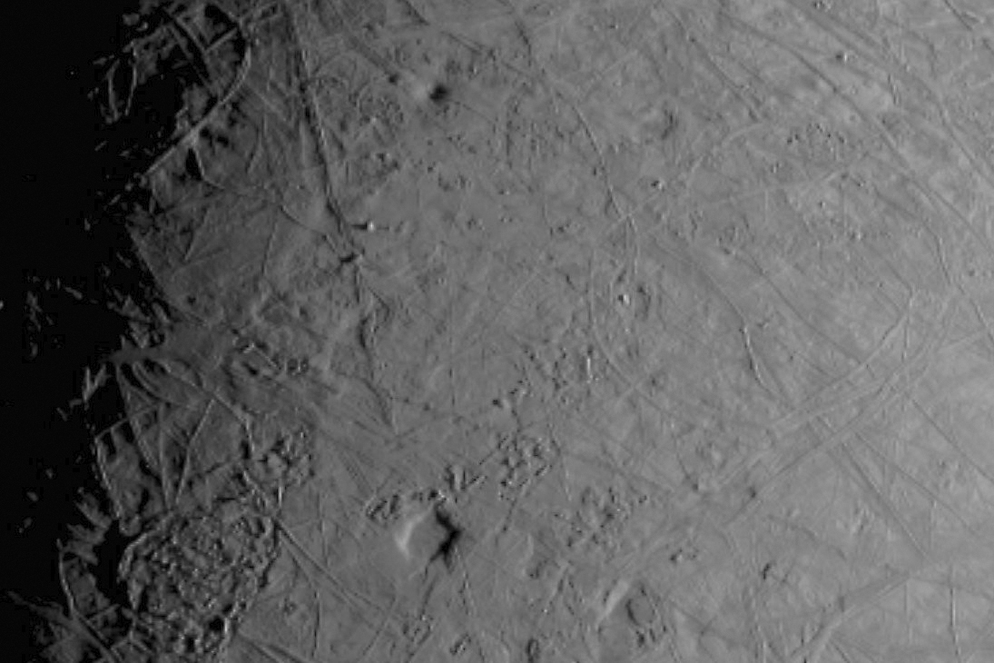 NASA: Κόβουν την ανάσα νέες φωτογραφίες από την Ευρώπη-2