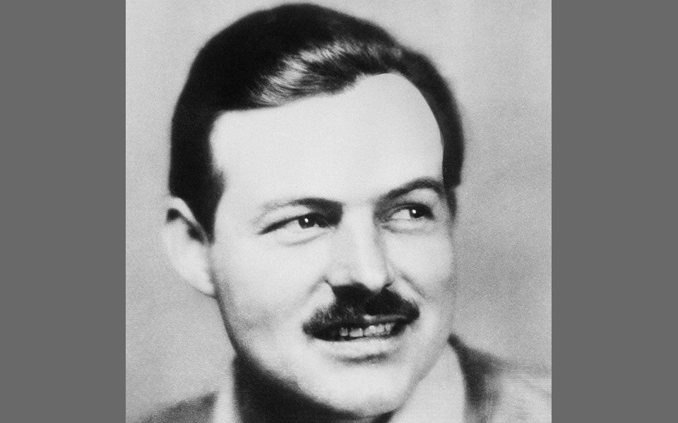 ο-χέμινγουεϊ-είχε-βγει-ζωντανός-από-δύ-562056475