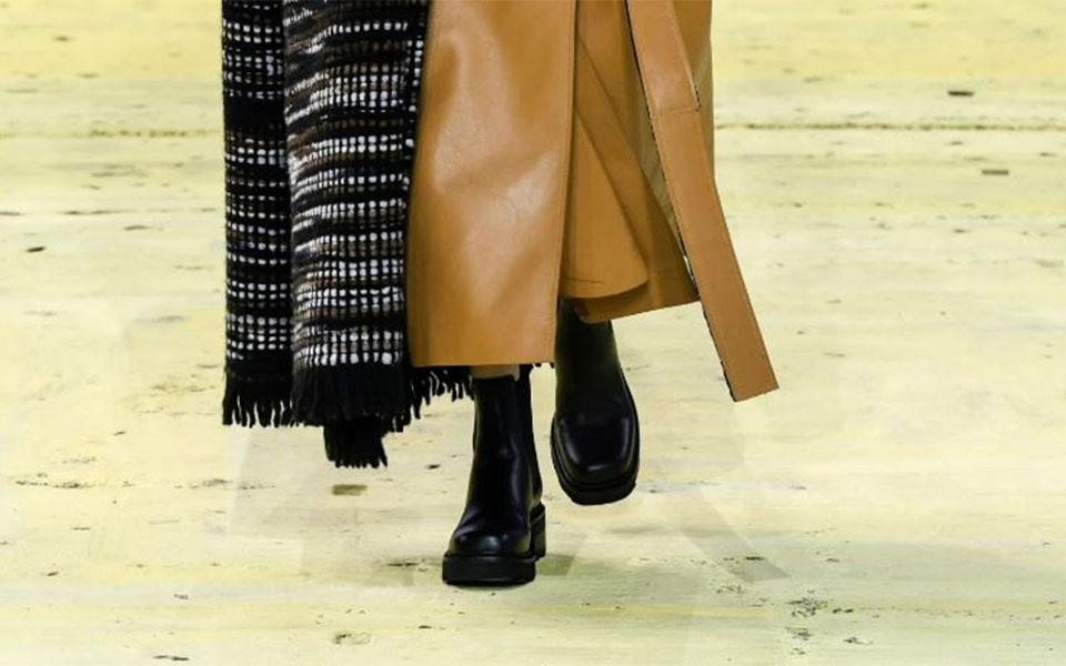 track-sole-boots-η-τάση-του-φθινοπώρου-που-θα-φορέσο-562066684