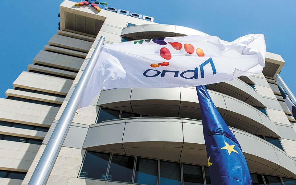 οπαπ-ενίσχυση-μεγεθών-το-πρώτο-εξάμην-562034947