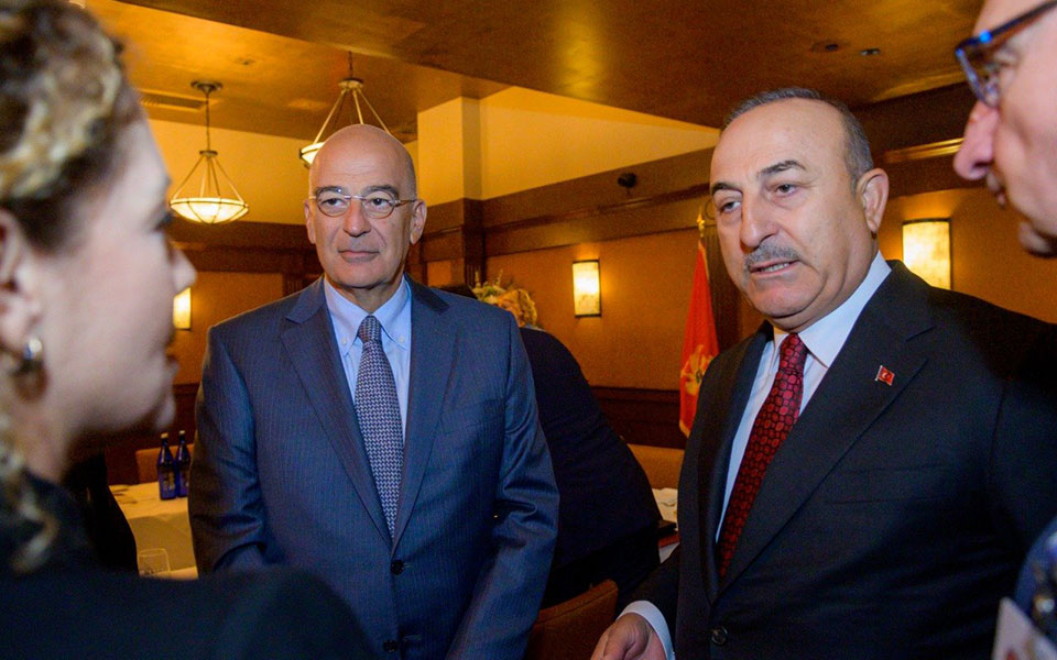 οηε-δένδιας-τσαβούσογλου-σε-γεύμα-ε-562059061