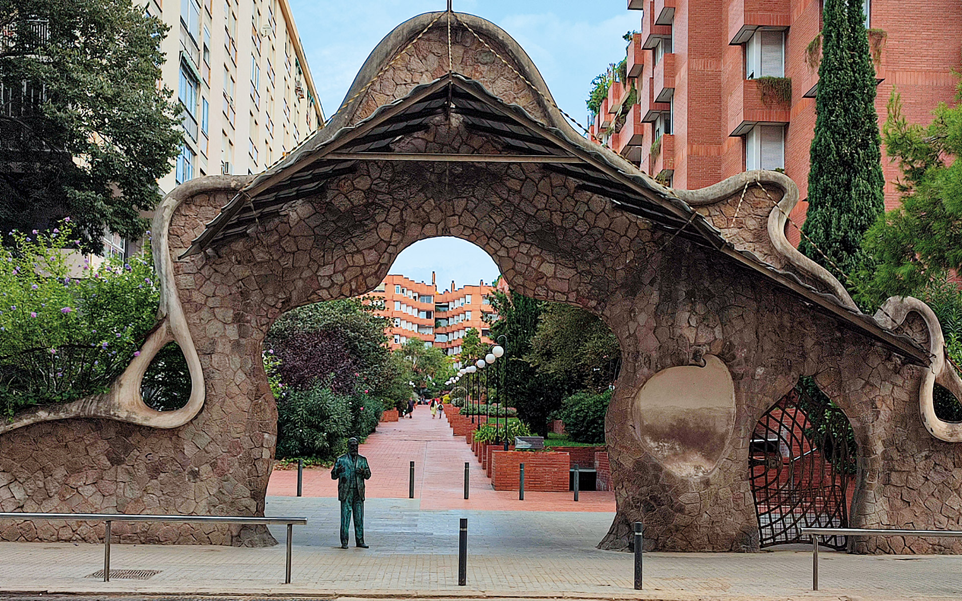 δρομολόγια-όσα-δεν-λέει-ο-αλμοδόβαρ-562043197