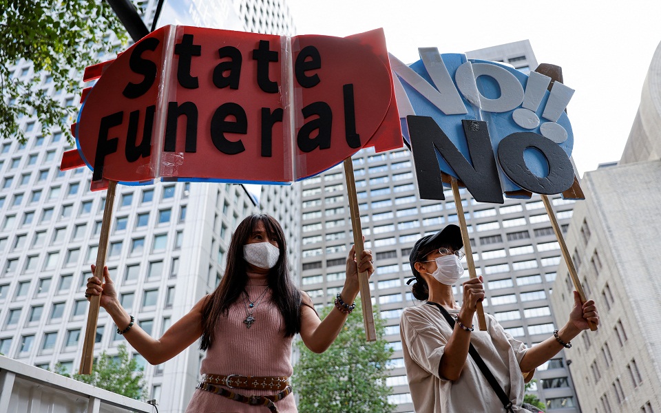 διχάζει-την-ιαπωνία-η-δημοσία-δαπάνη-κ-562063771