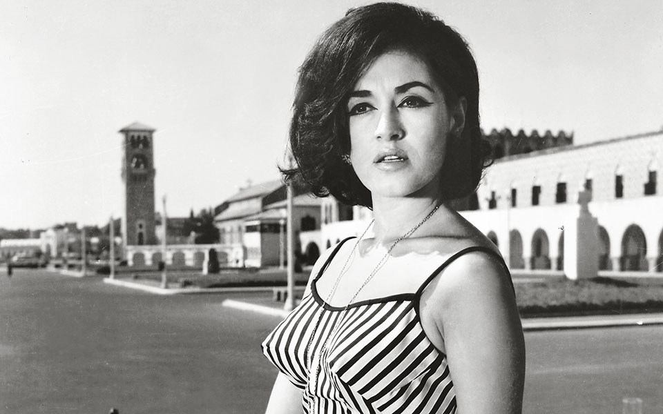 μάρθα-καραγιάννη-η-σταρ-της-διπλανής-π-562052752