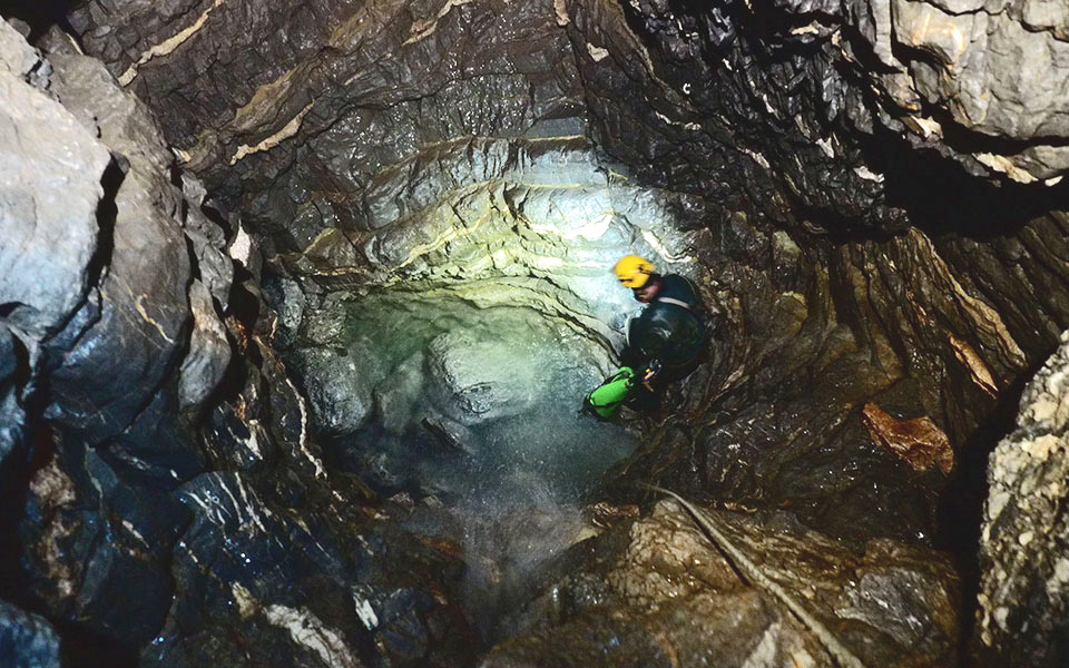 αποστολή-γουργούθακας-στο-περιοδικ-562022662