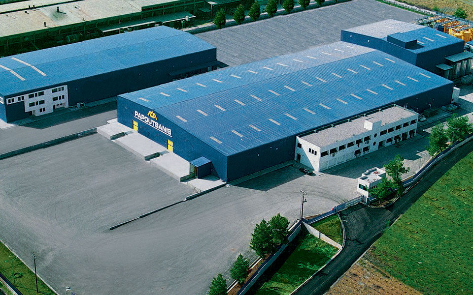 η-παπουτσάνης-απέκτησε-την-ιστορικ-562022125