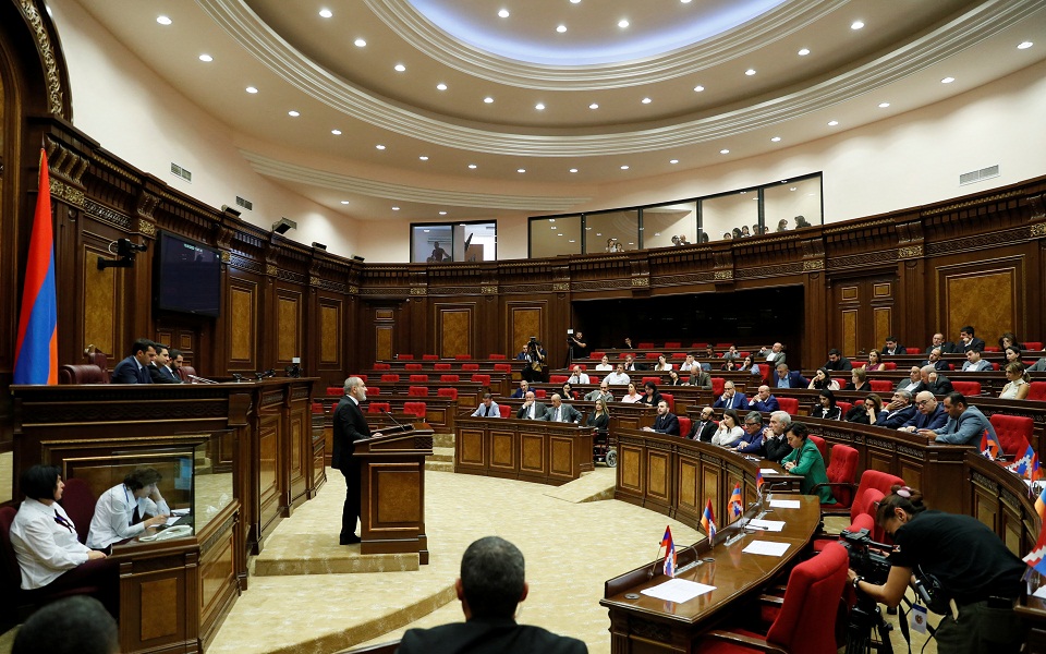 αρμενία-συμφωνία-εκεχειρίας-με-το-αζε-562044598