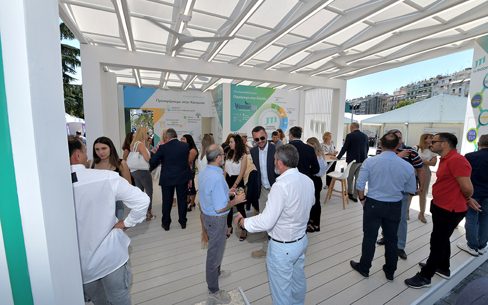 σε-στέρεους-πυλώνες-το-ταξίδι-βιωσιμό-562053169