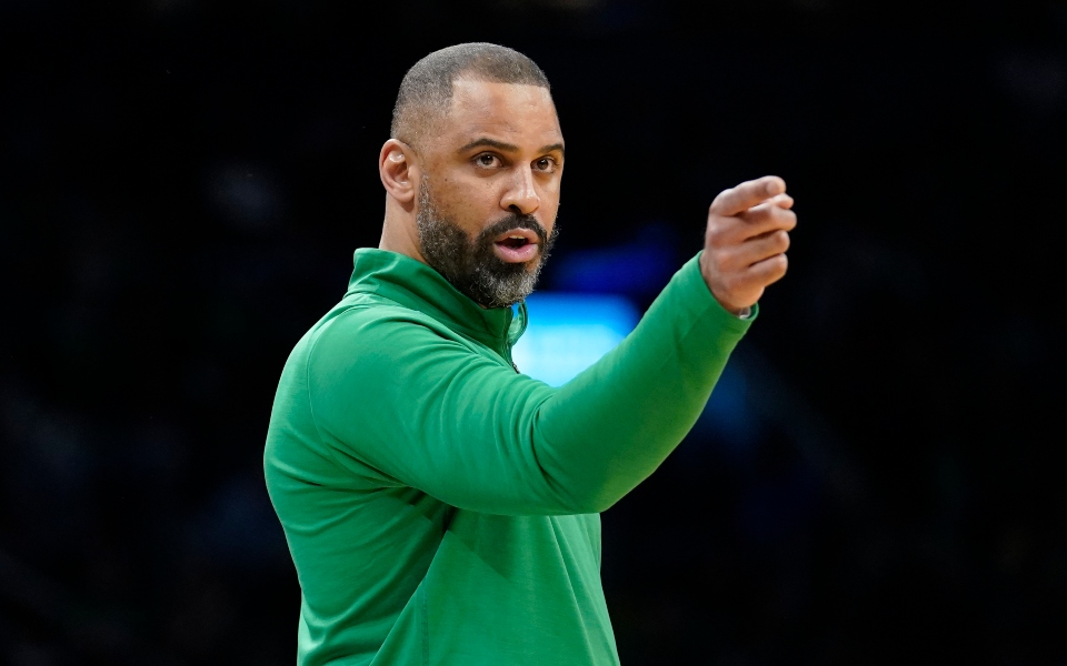 νβα-μία-σεζόν-εκτός-πάγκου-των-σέλτικς-562058143