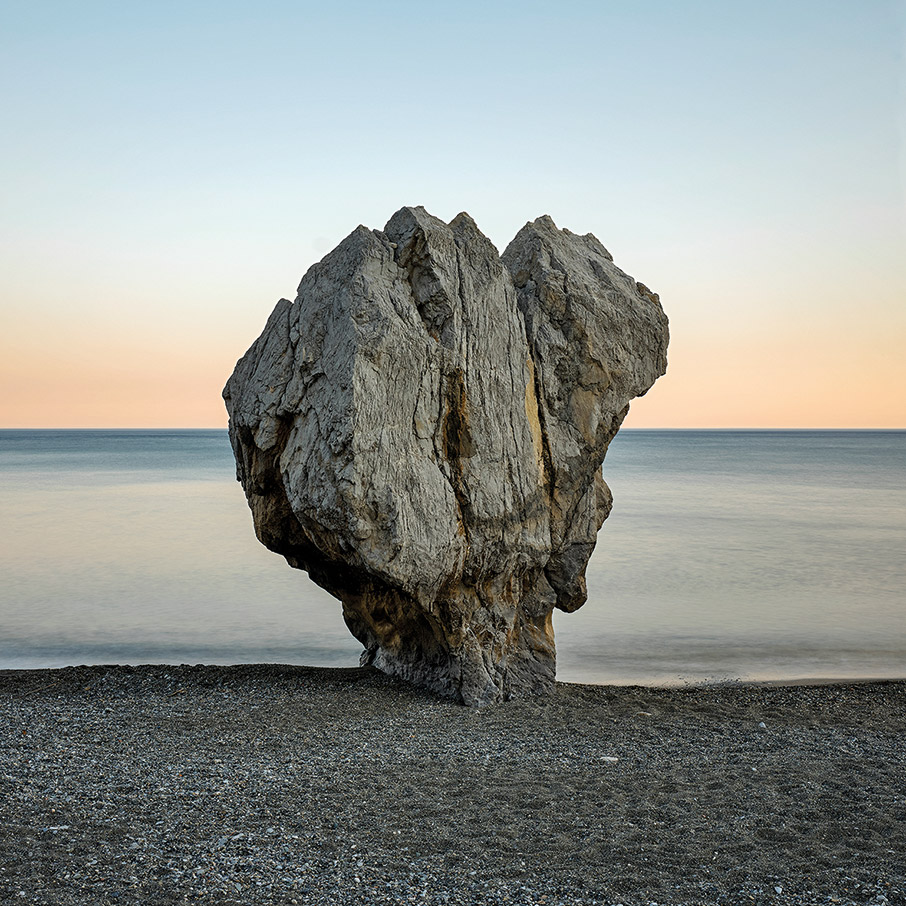 “Expressions of Light”: 43 έργα για την μαγεία του Αιγαίου-4