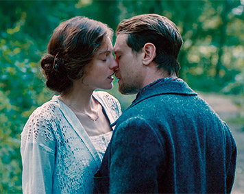 Συγγραφέας με τέσσερα χέρια-3