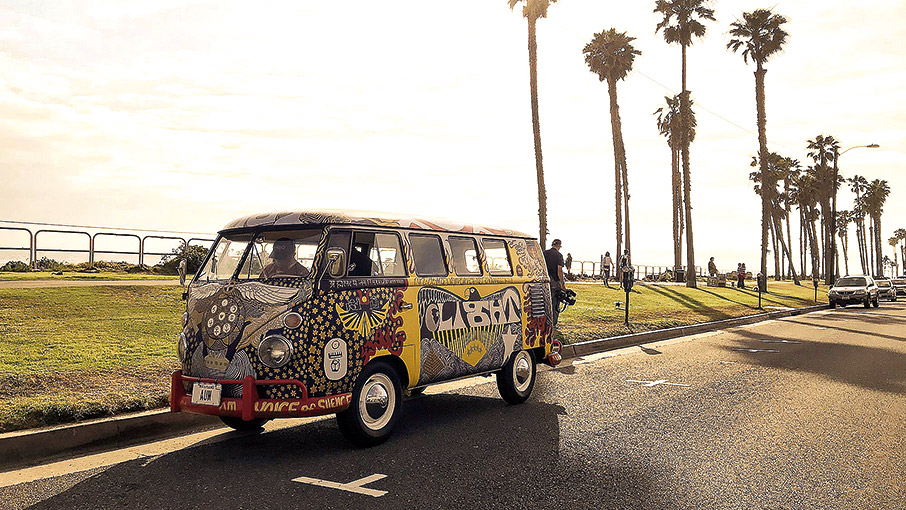 Το μυθικό βαν της Volkswagen γίνεται ηλεκτρικό-1