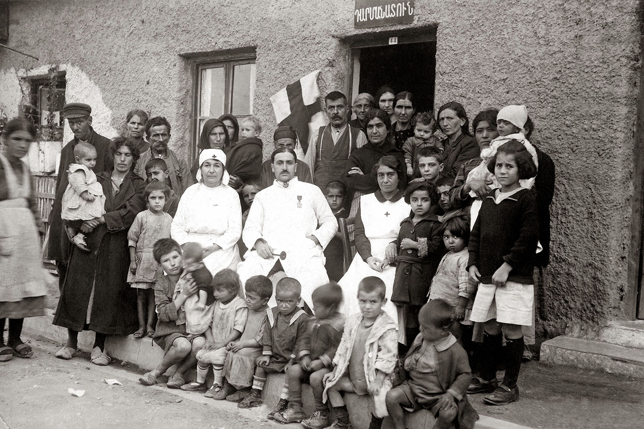 η-μεγάλη-μετοικεσία-του-1922-και-η-λογοτ-562037707