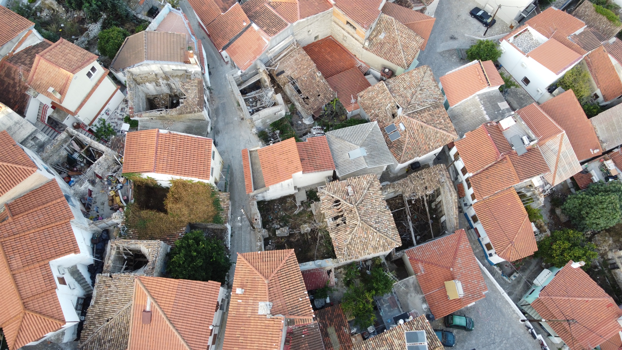 παλεύοντας-με-τις-κατεδαφίσεις-στη-σά-562023211