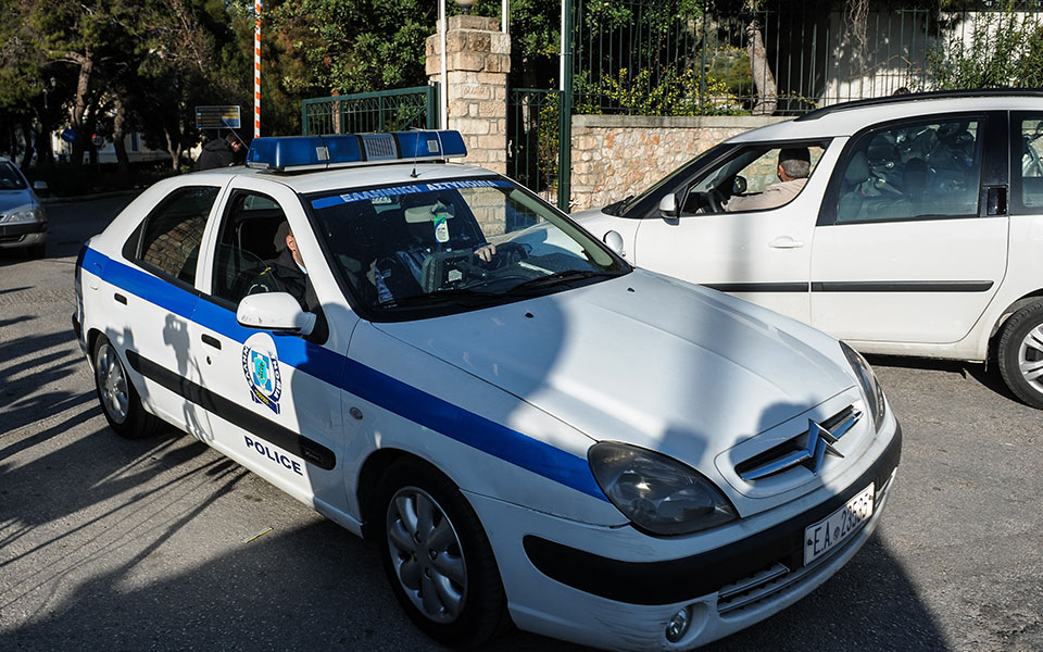 πέντε-συλλήψεις-ανηλίκων-για-ληστείε-562046884