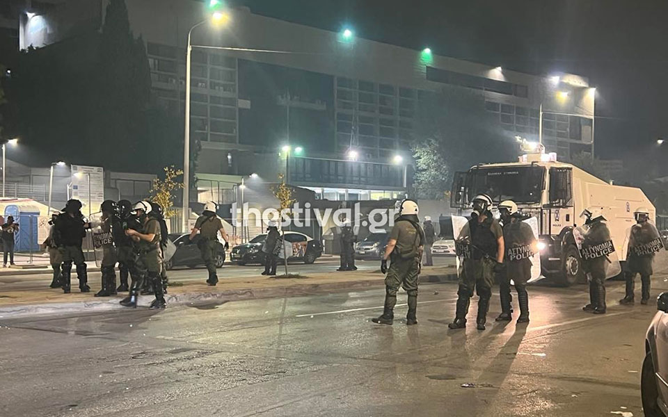 θεσσαλονίκη-μία-σύλληψη-και-τέσσερις-562049284