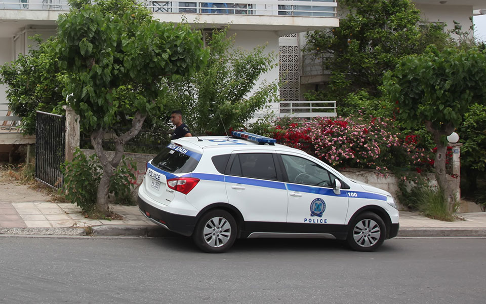 θεσσαλονίκη-χειροπέδες-σε-55χρονο-για-γ-562054417