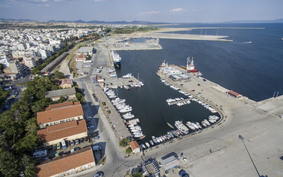 αμερικανικός-εμφύλιος-για-το-λιμάν-562057918